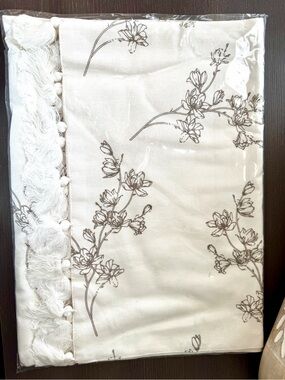 Mary & Martha Thankful Floral Table Runner NWT Tassel Farmhouse
